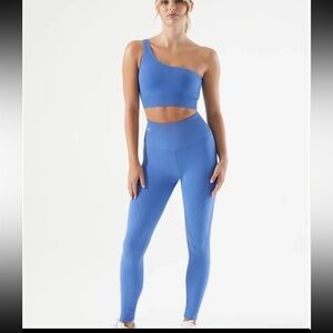 NWT NUX SHOULDER HOLDER CROP & PANTS SET SIZE MEDIUM